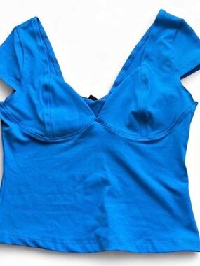 Trendy Queen Short Sleeve Top in Blue Size Small NWT